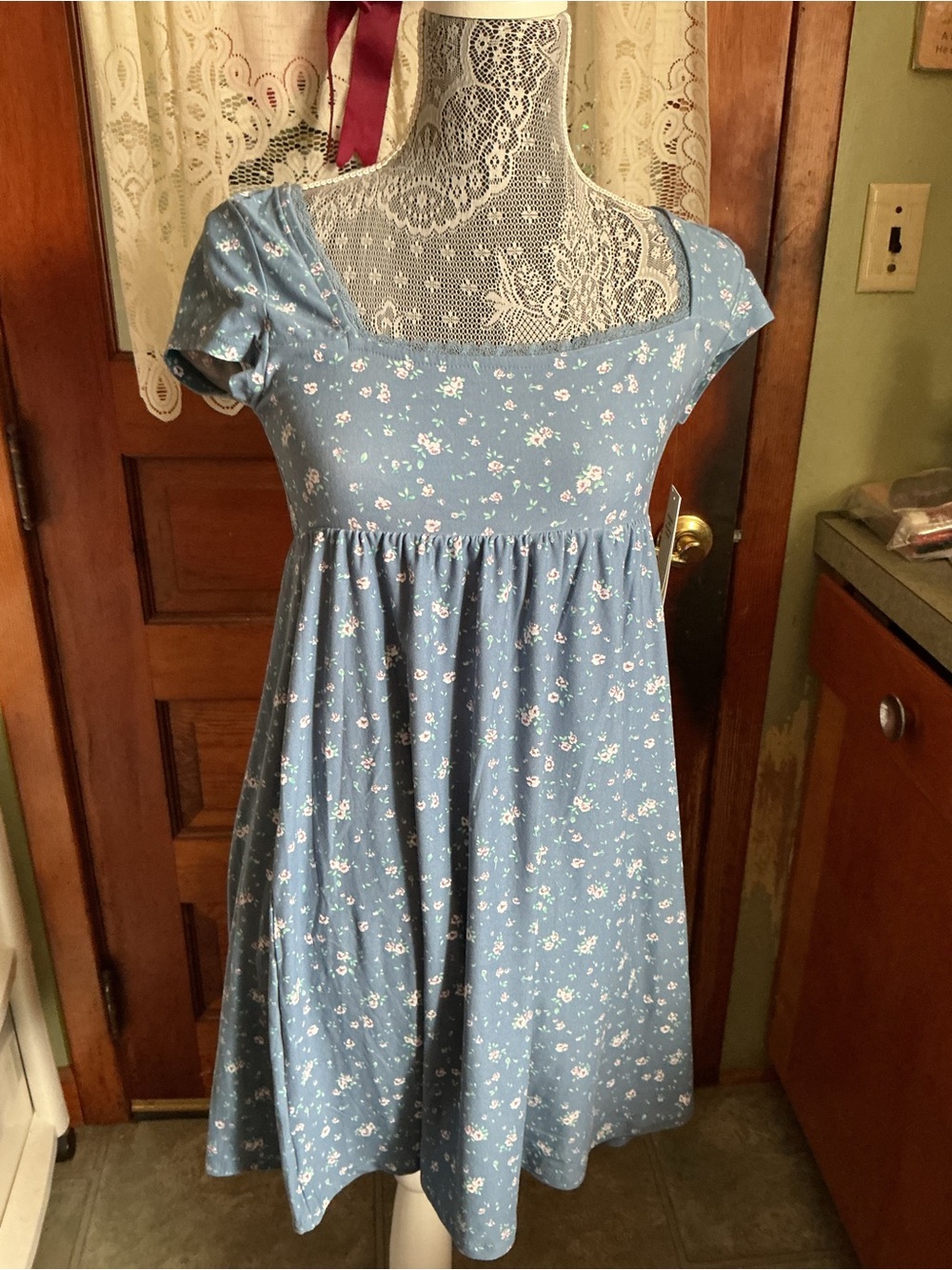 No Boundaries Light Blue Floral Short-Sleeve Square Neck Dress
